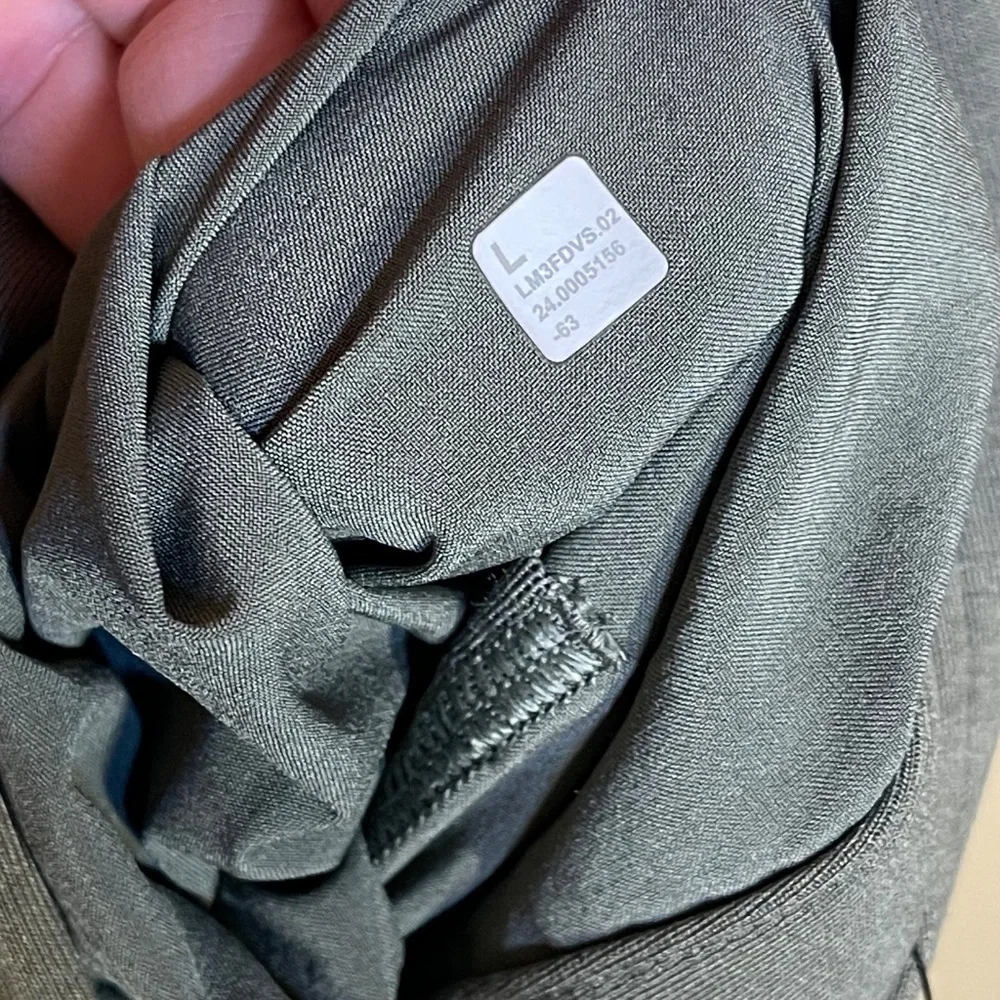 lululemon  Men's Hooded Pullover Sweatshirt - Olive Green